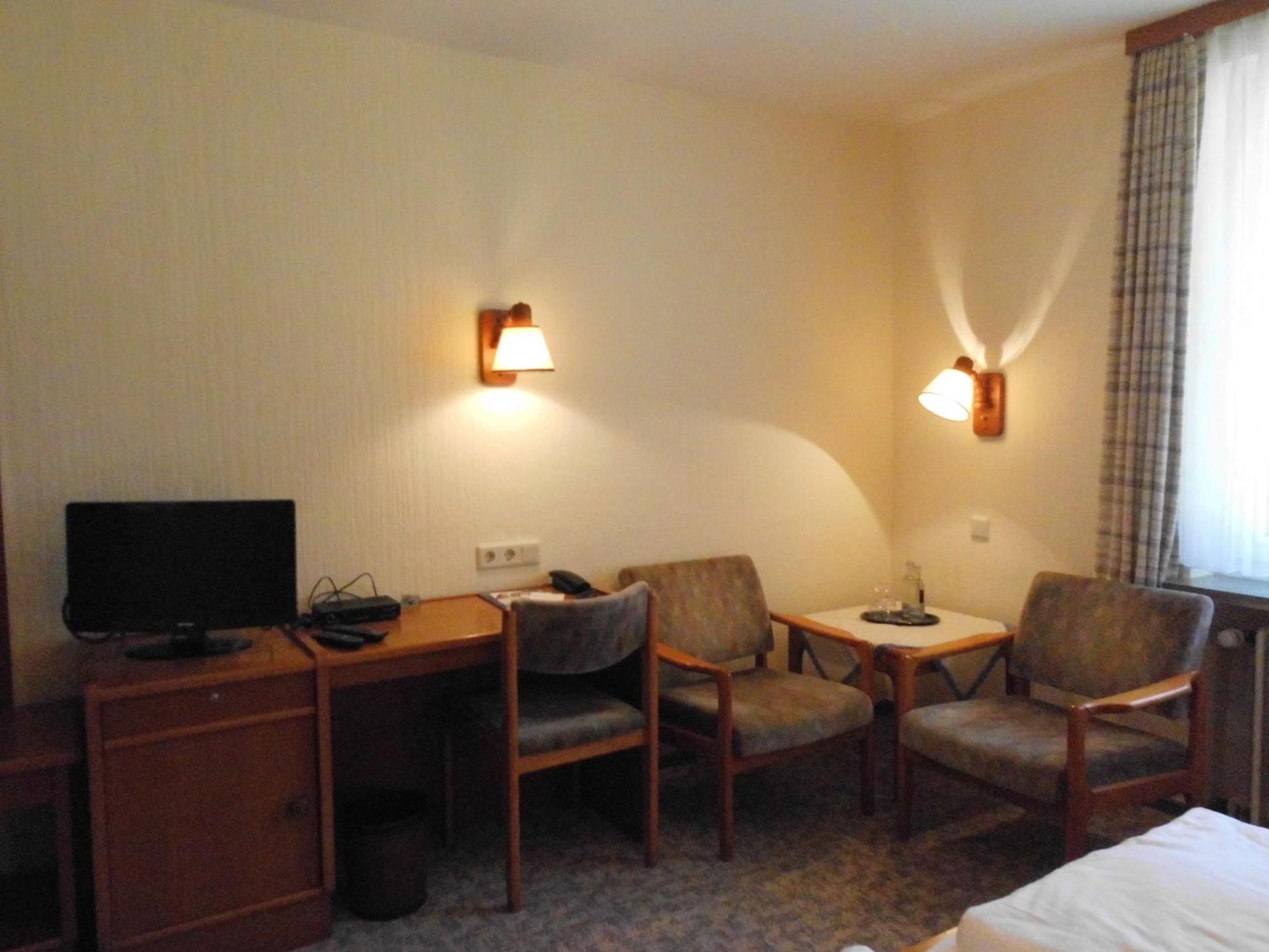 Land Gut Hotel Dierks Repke Ruang foto